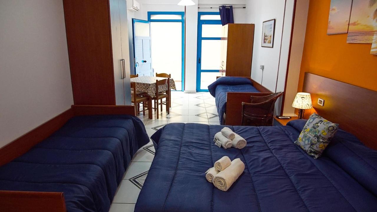 Aparthotel Baia Di Naxos Giardini-Naxos Exterior foto