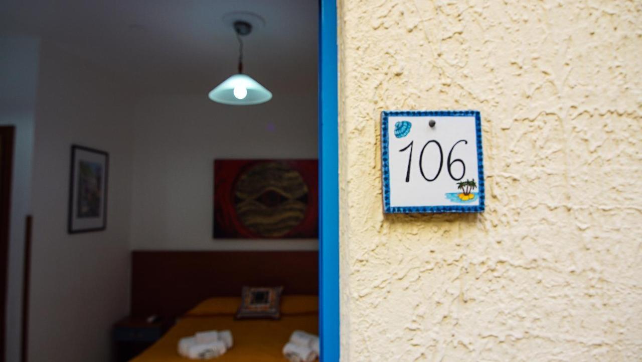 Aparthotel Baia Di Naxos Giardini-Naxos Exterior foto