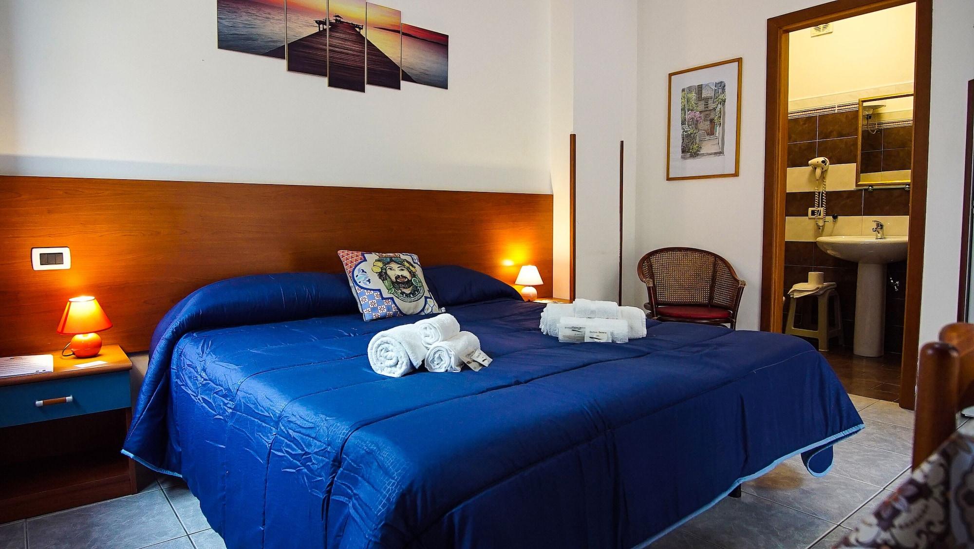 Aparthotel Baia Di Naxos Giardini-Naxos Exterior foto