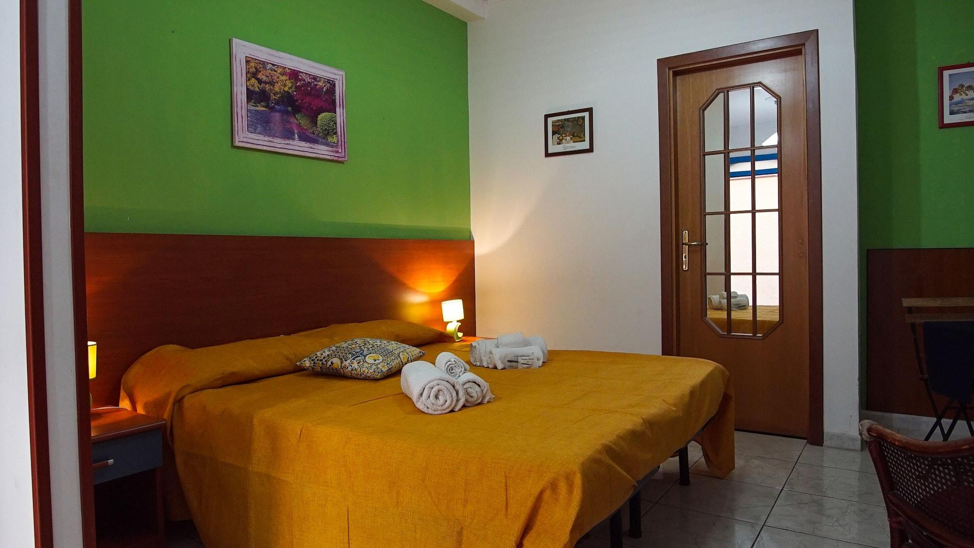 Aparthotel Baia Di Naxos Giardini-Naxos Exterior foto